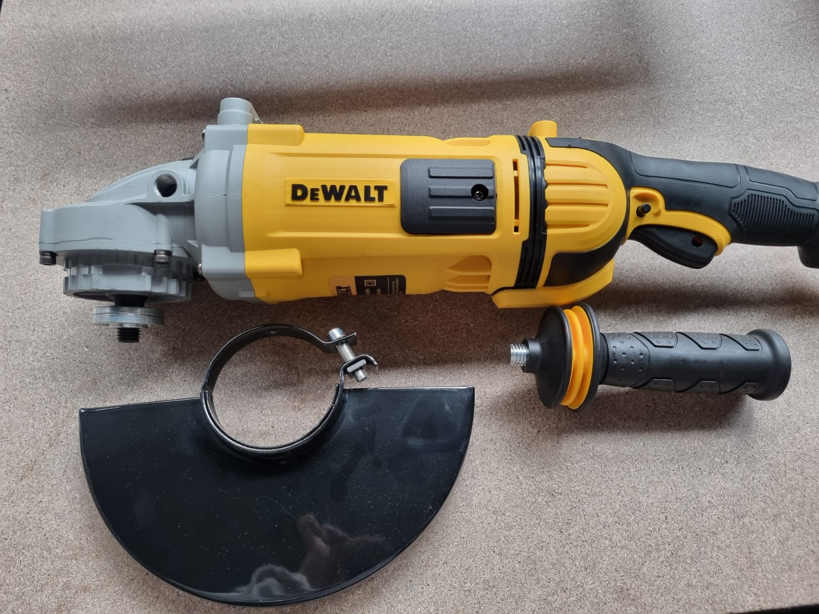 Miniatura 3 de Pulidora 9 pulgadas Dw